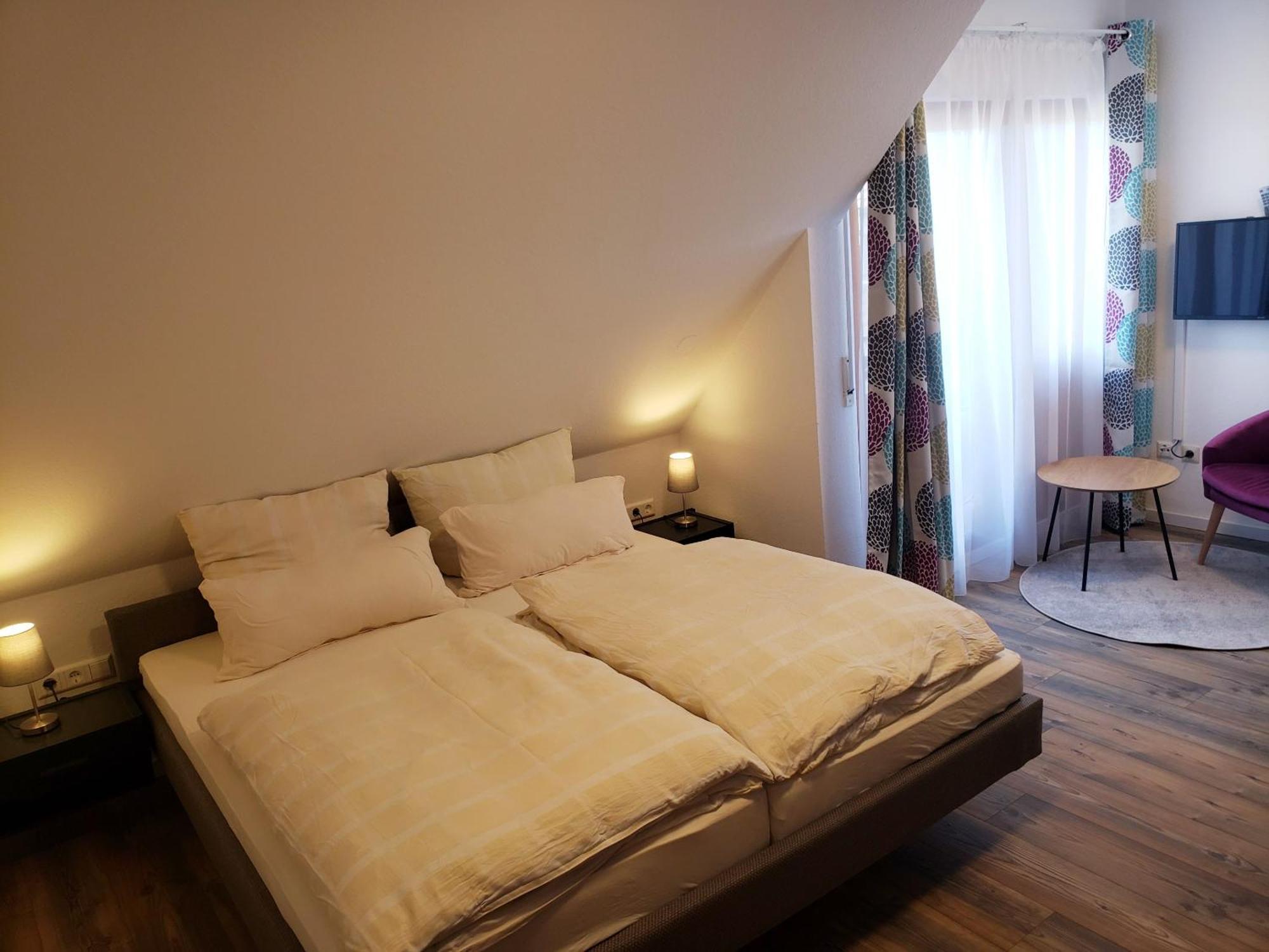 Alter Hirsch Hotel Pfalzgrafenweiler Værelse billede