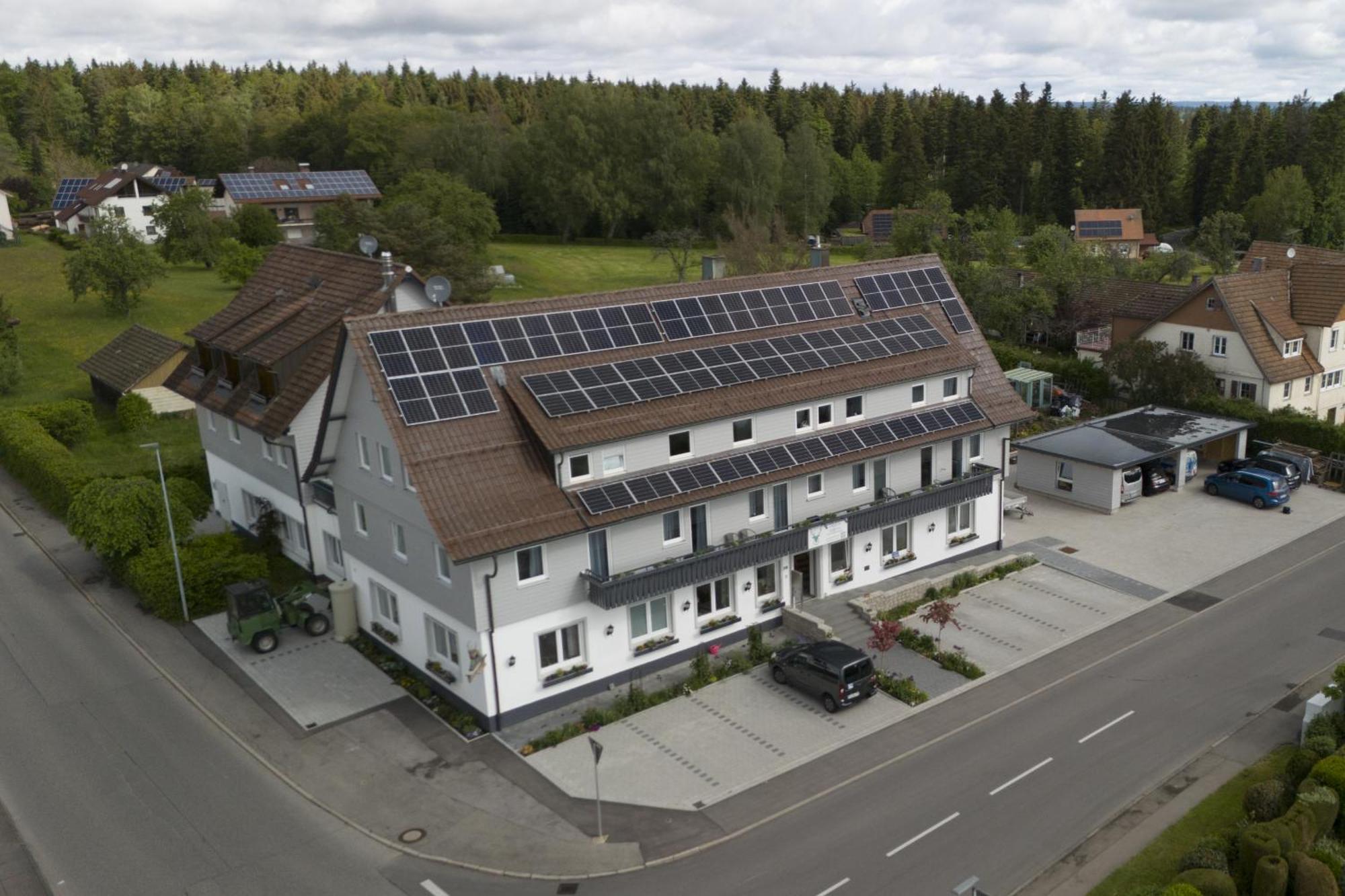 Alter Hirsch Hotel Pfalzgrafenweiler Eksteriør billede