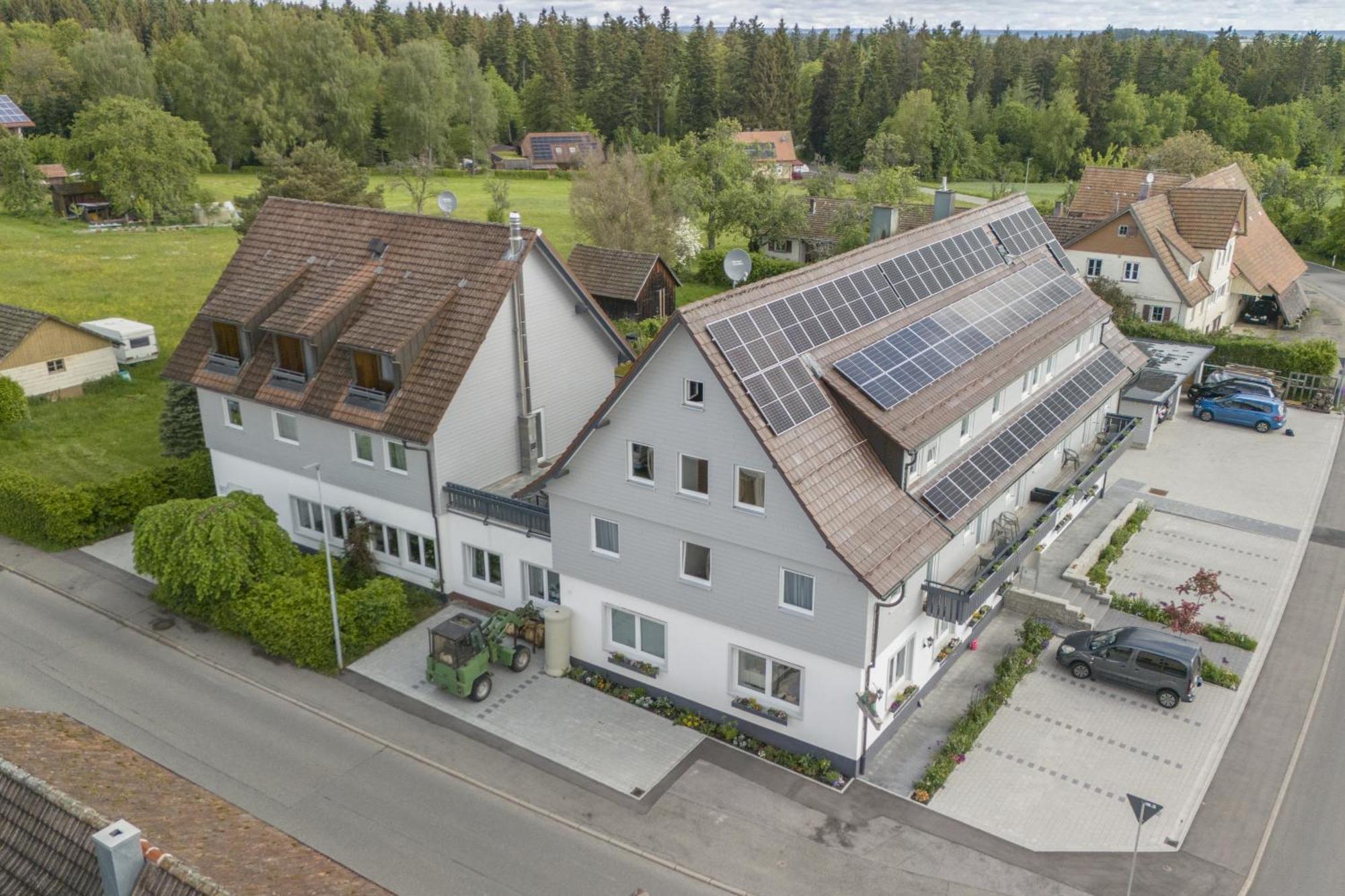 Alter Hirsch Hotel Pfalzgrafenweiler Eksteriør billede